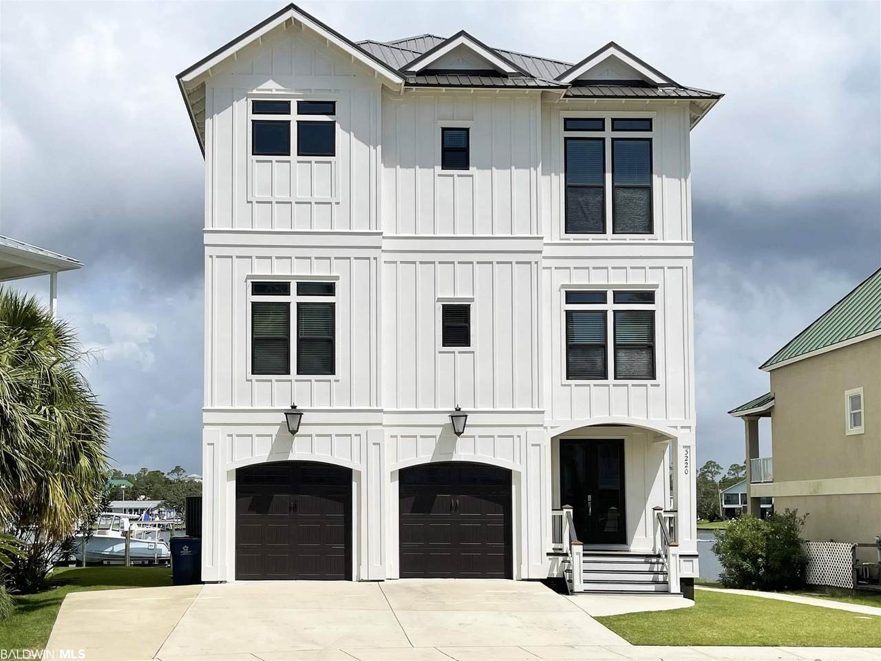 3220 Mariner Circle - Photo 1