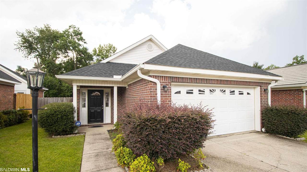 7070 Crown Pointe Drive - Photo 1