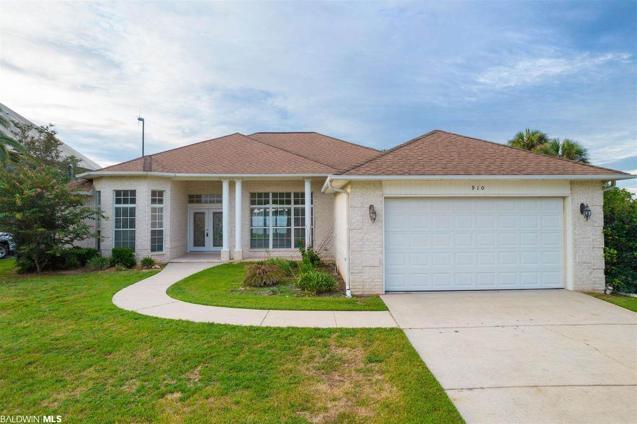 910 Paradise Beach Circle - Photo 1