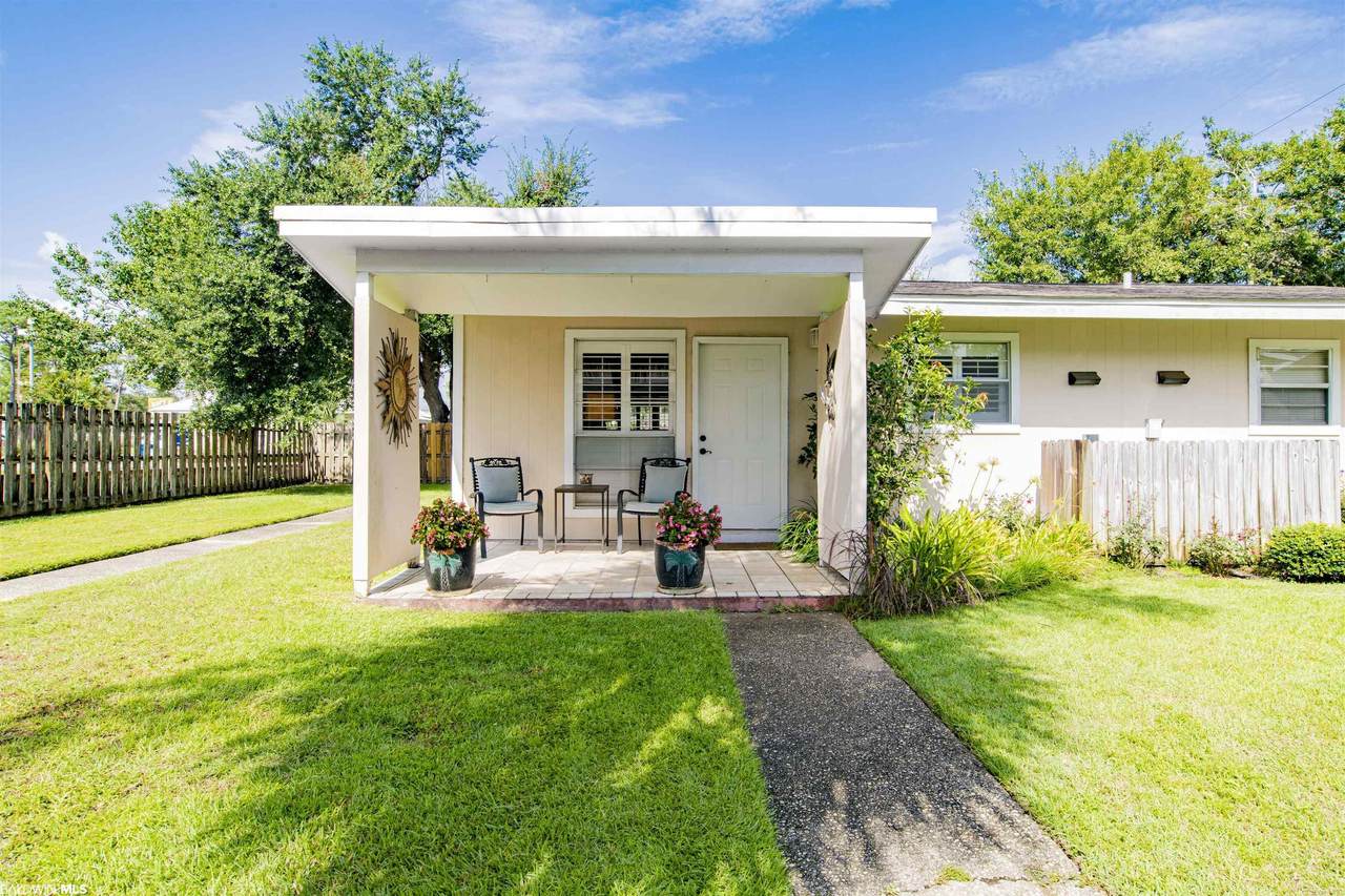 229 21st Avenue - Photo 1