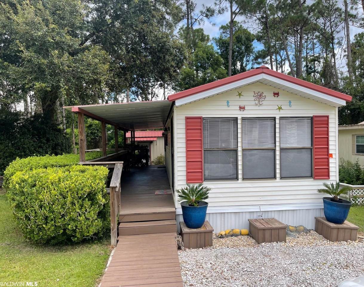 324 Buena Vista Drive - Photo 1