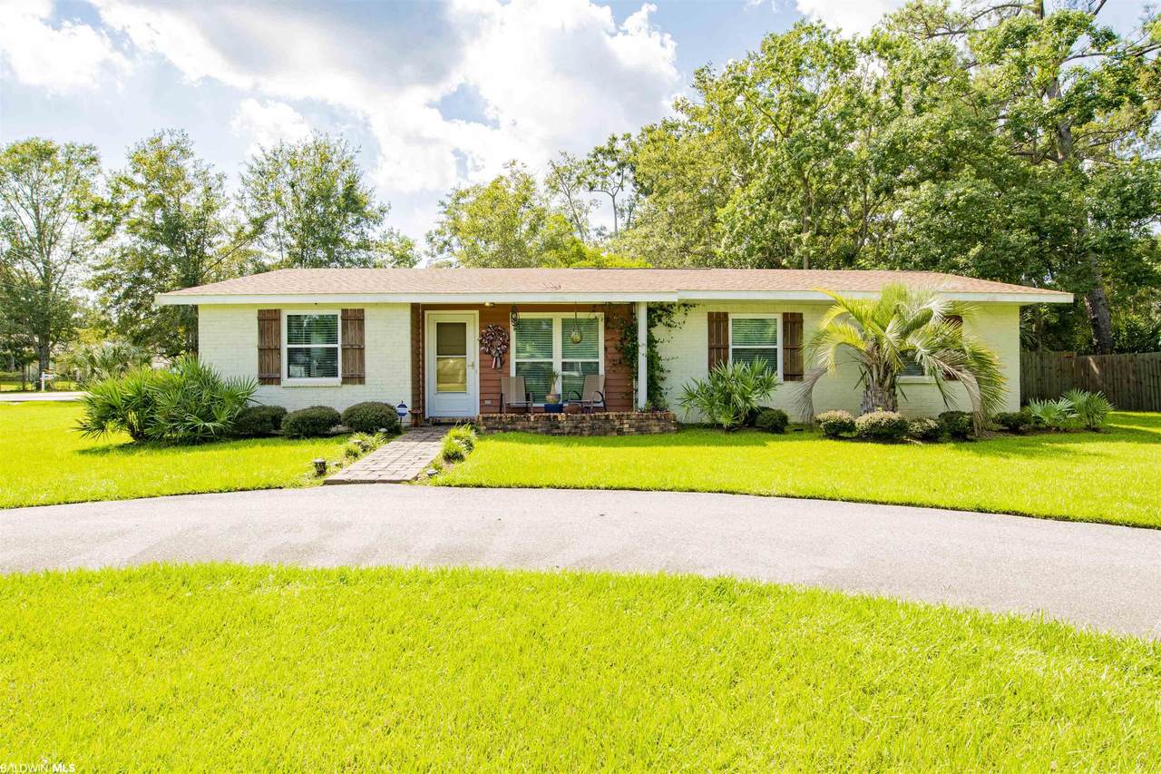 1011 Oak Street - Photo 1
