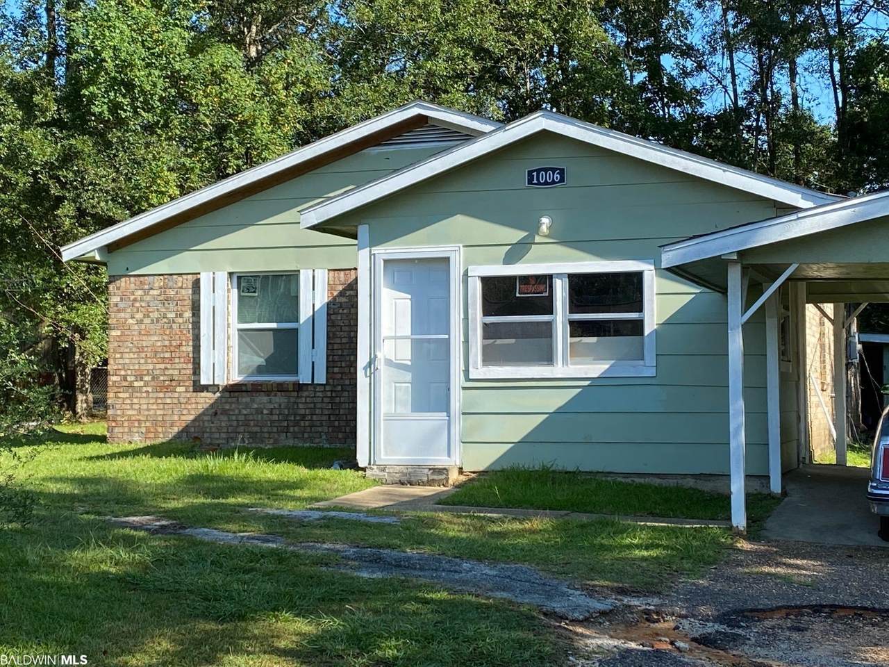 1006 Lamar Cir - Photo 1