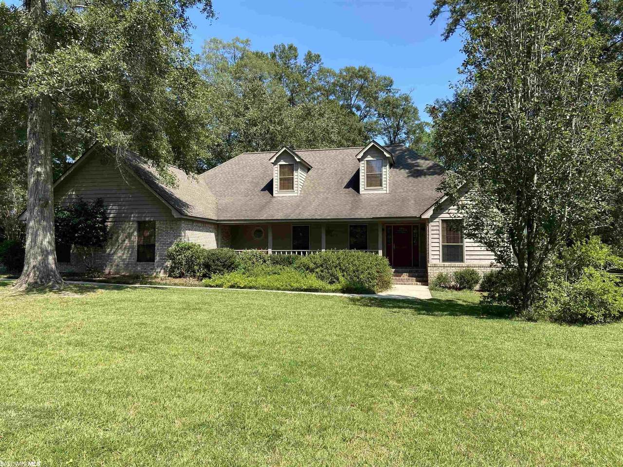 213 Woodmere Dr - Photo 1