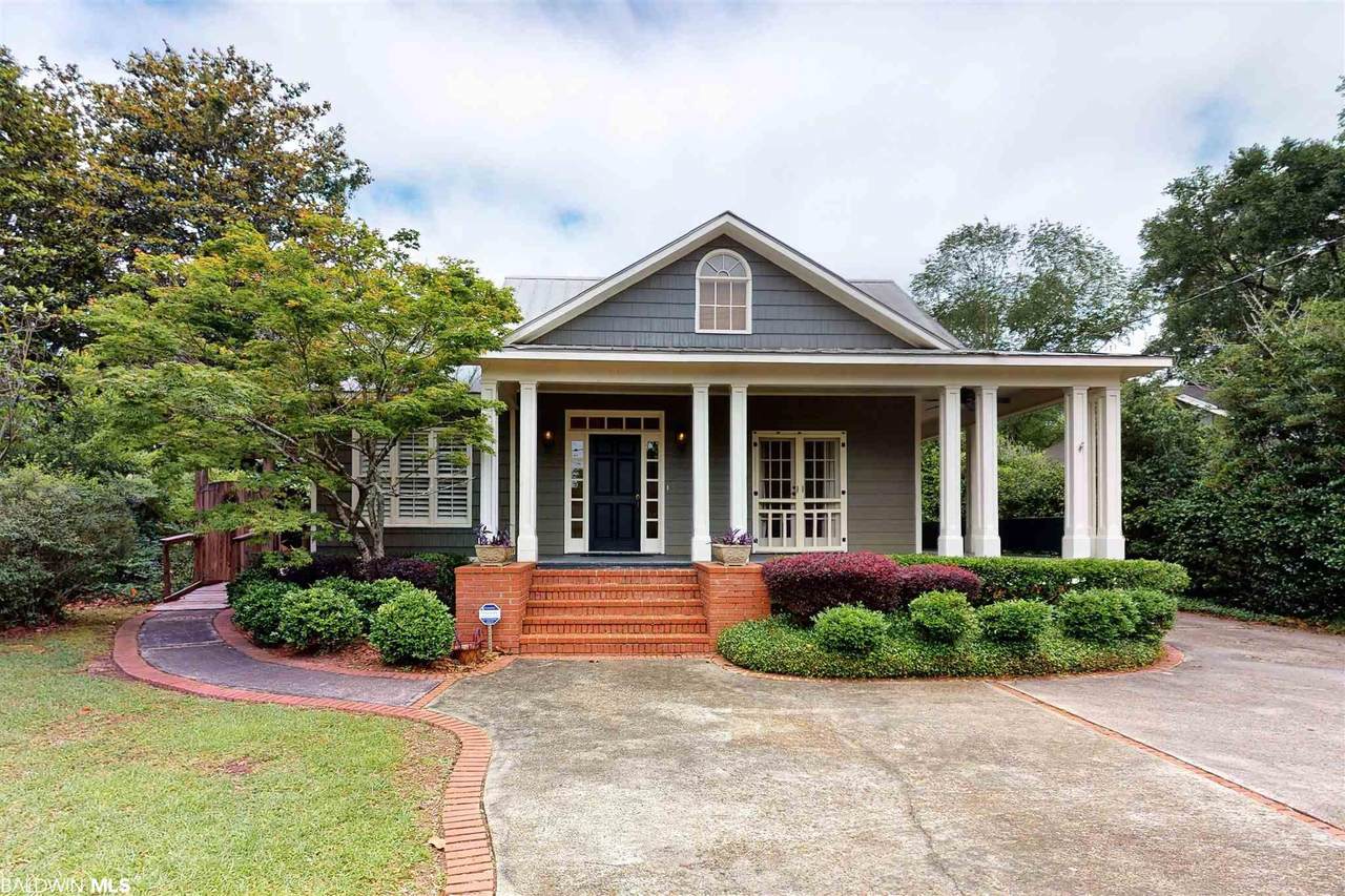 121 Provident Lane - Photo 1