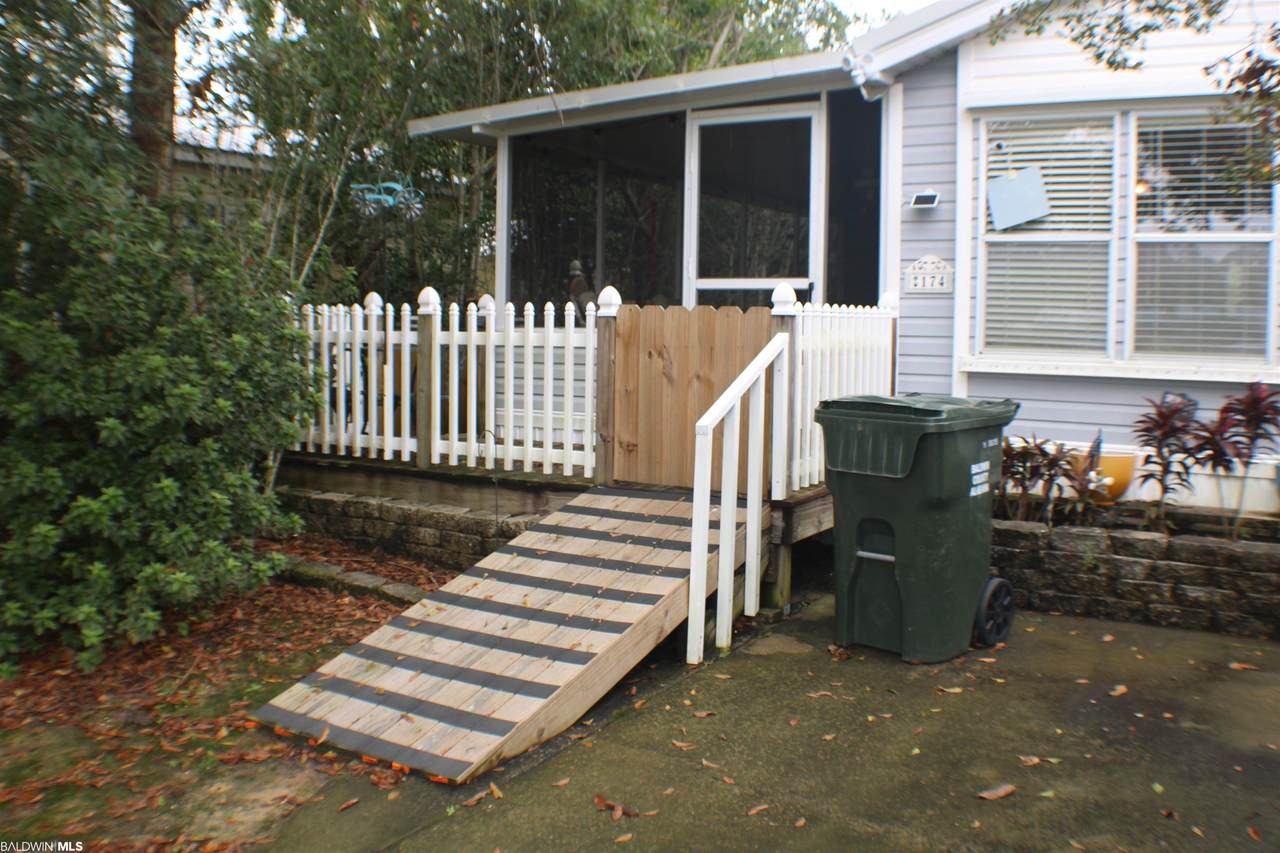 174 Defuniak Loop - Photo 1
