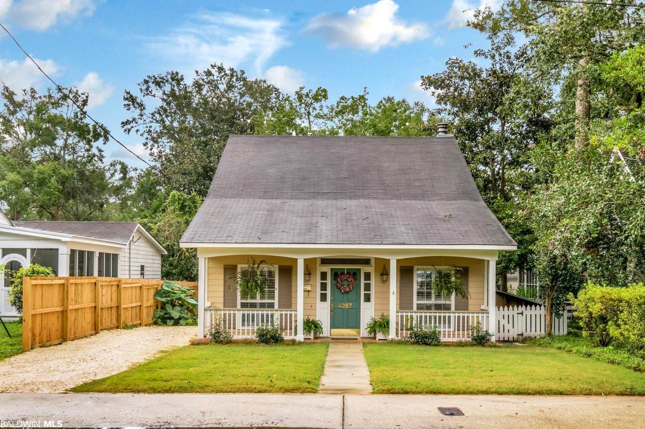 4357 The Cedars Avenue - Photo 1