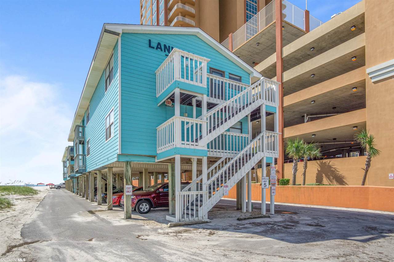 729 Beach Blvd - Photo 1