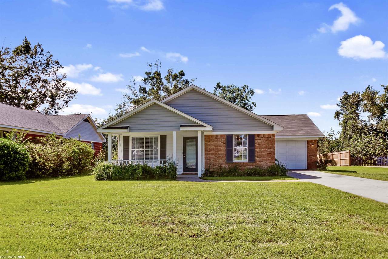 918 Edwards Avenue - Photo 1