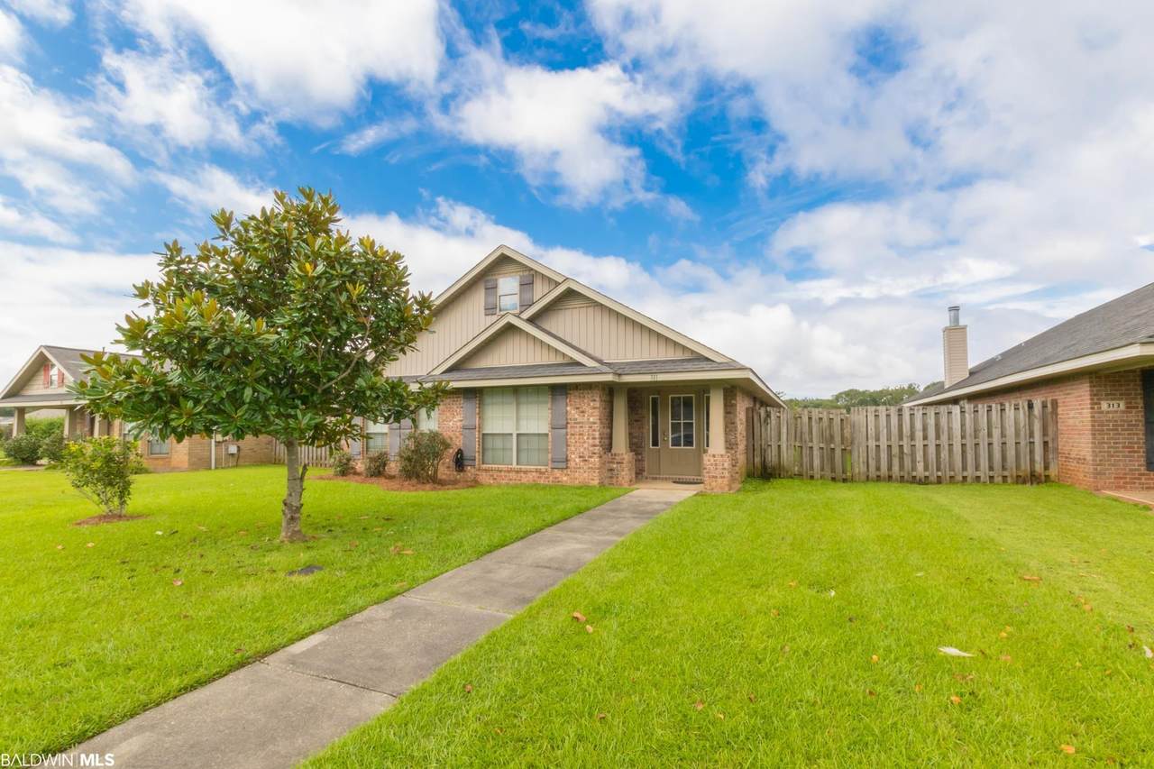 311 Blackfriars Street - Photo 1