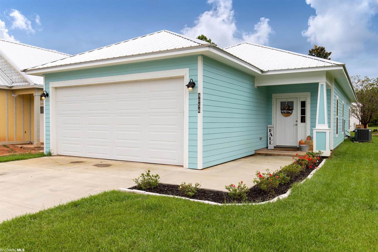 8056 Carmel Circle - Photo 1