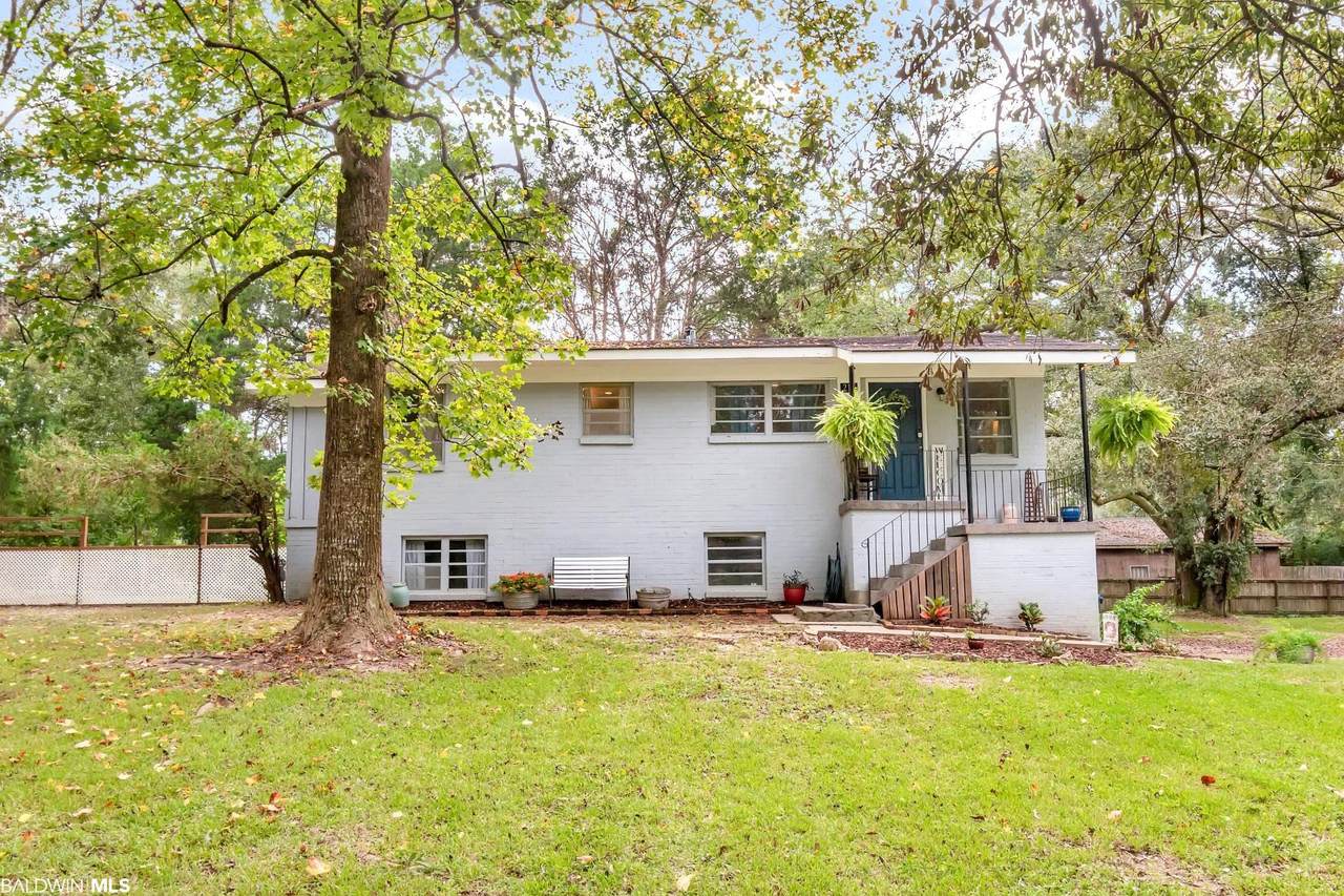 215 Bemis Street - Photo 1