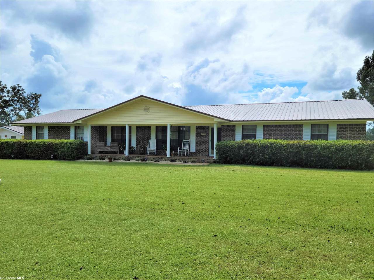 612 Greenwood Road - Photo 1