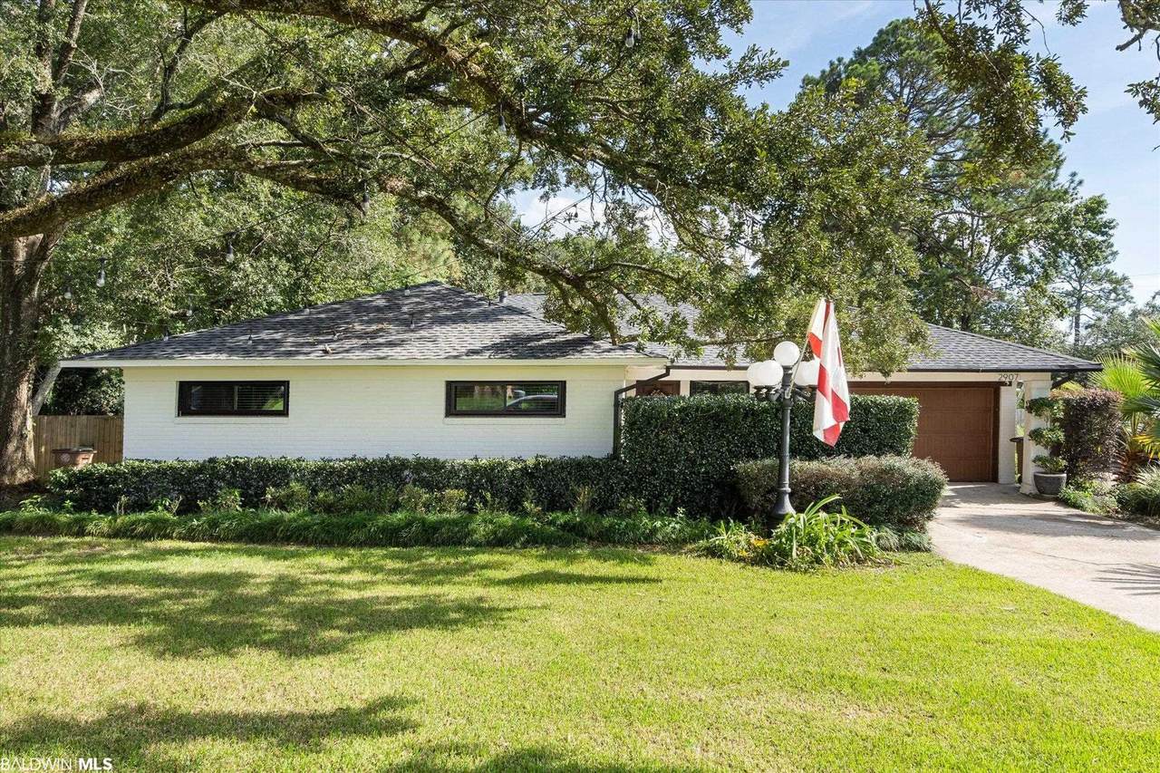 2907 Brierwood Drive - Photo 1
