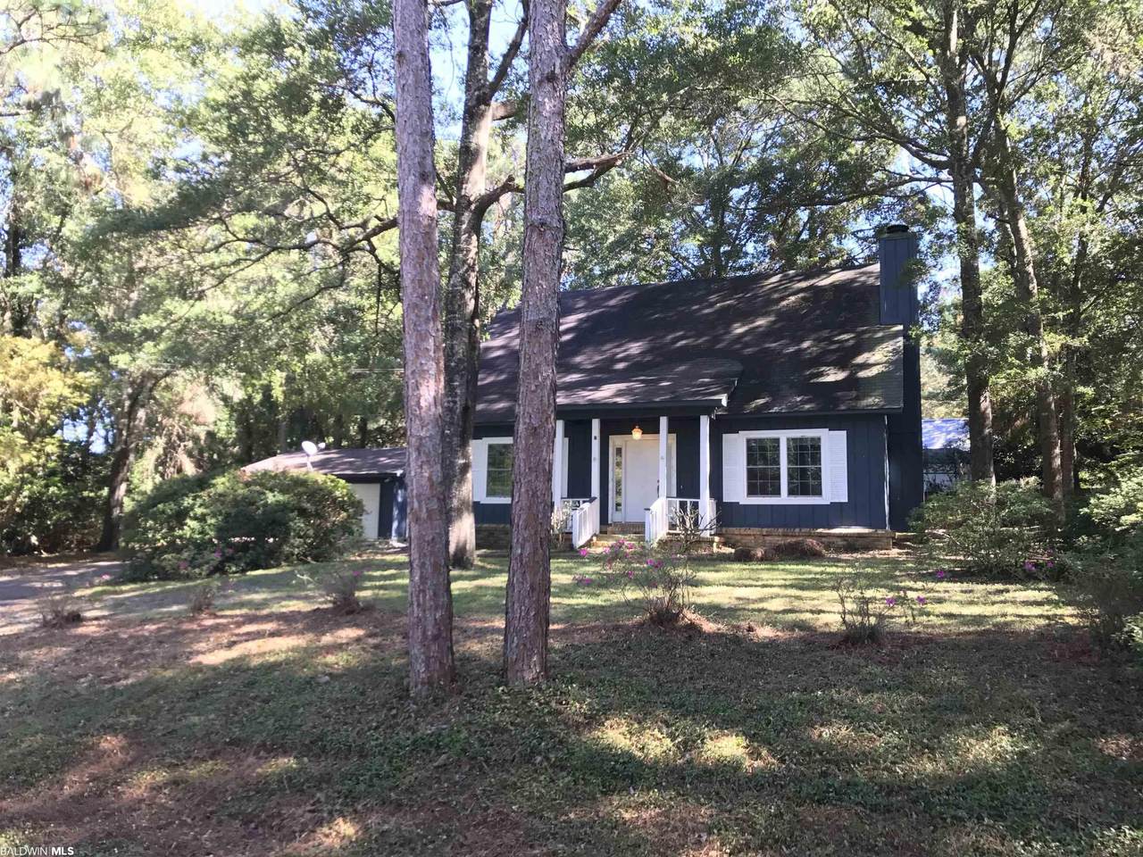204 Fairwood Blvd - Photo 1