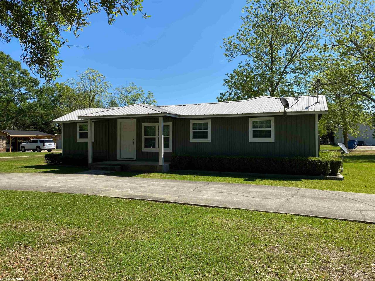 365 Ingleside Avenue - Photo 1