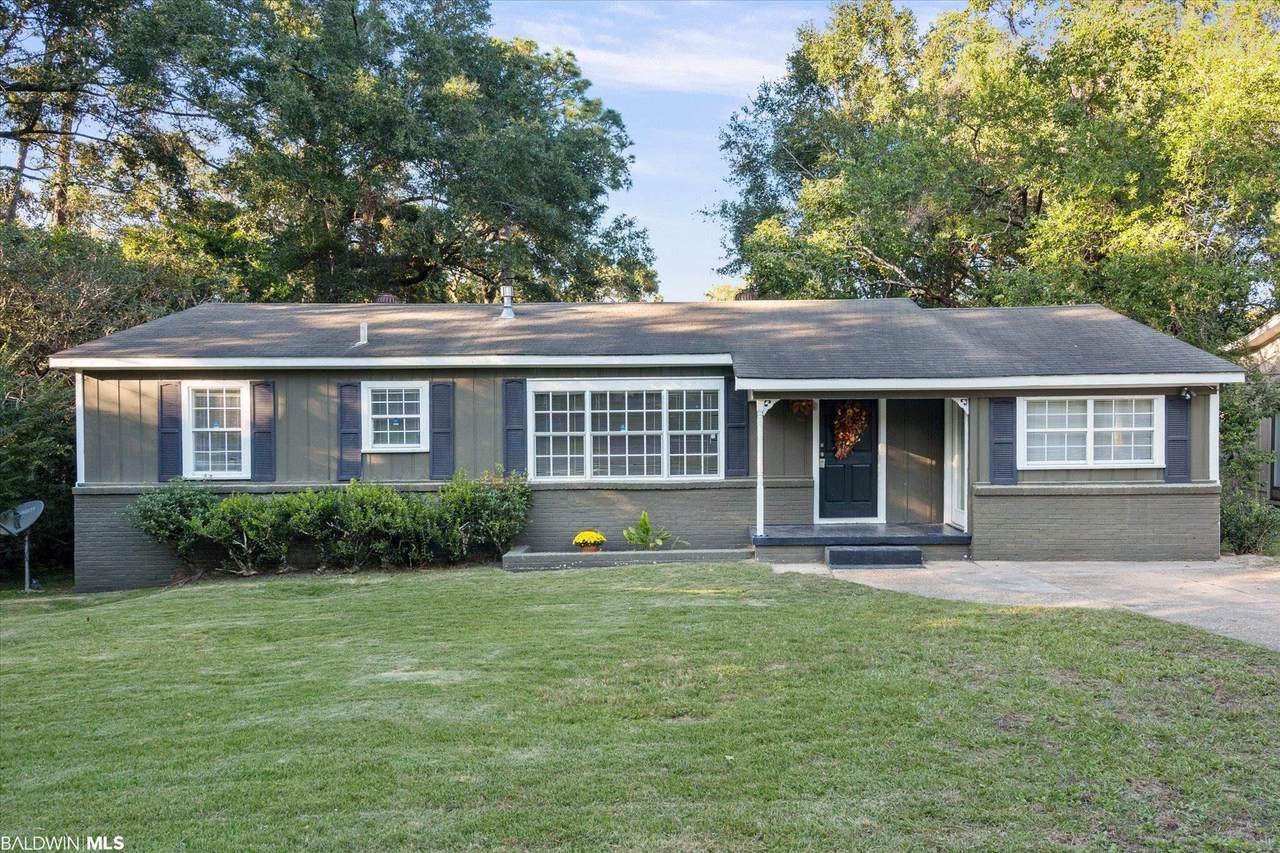 5450 Lusann Dr - Photo 1