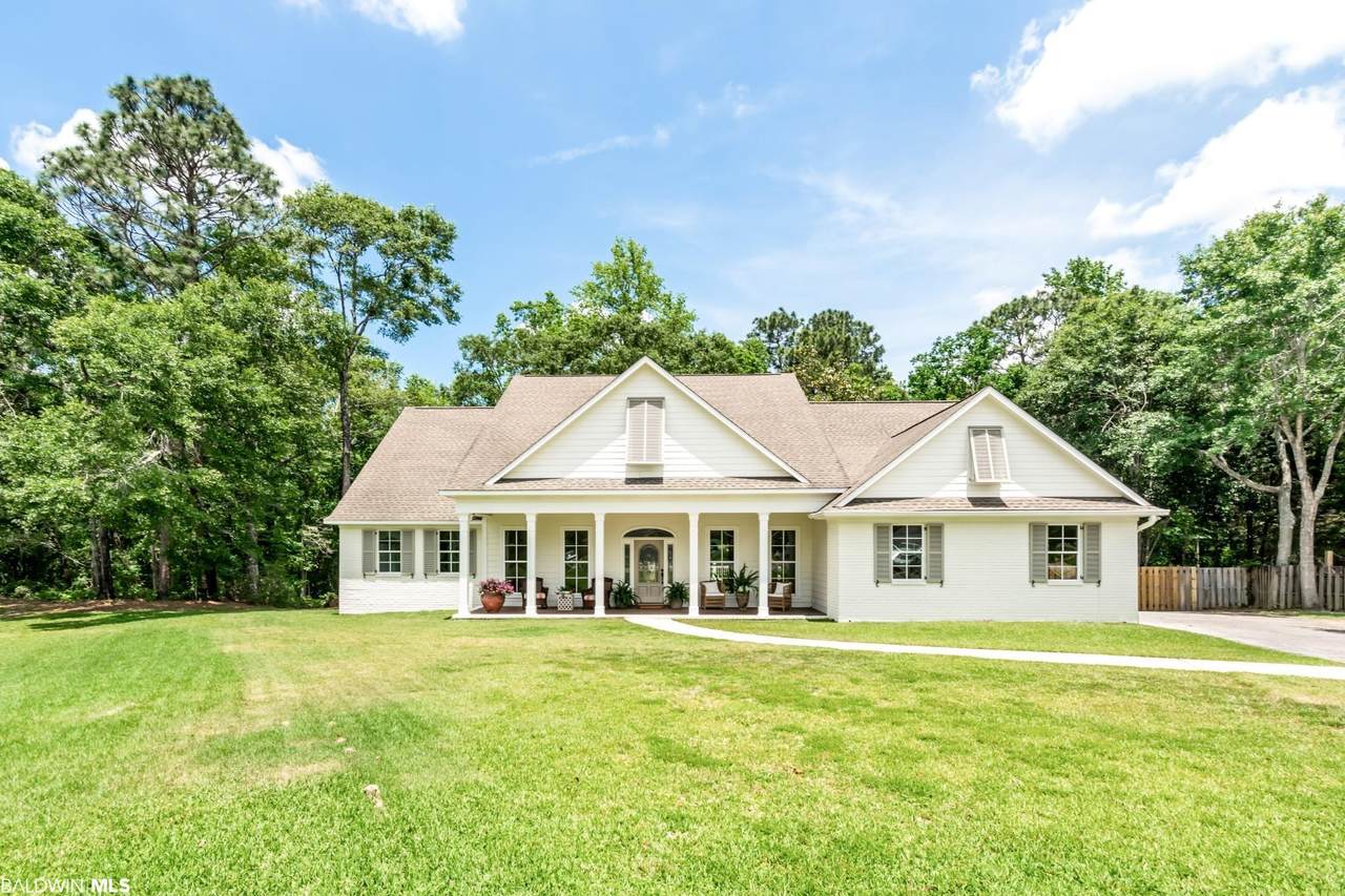 7712 Pembroke Cir - Photo 1