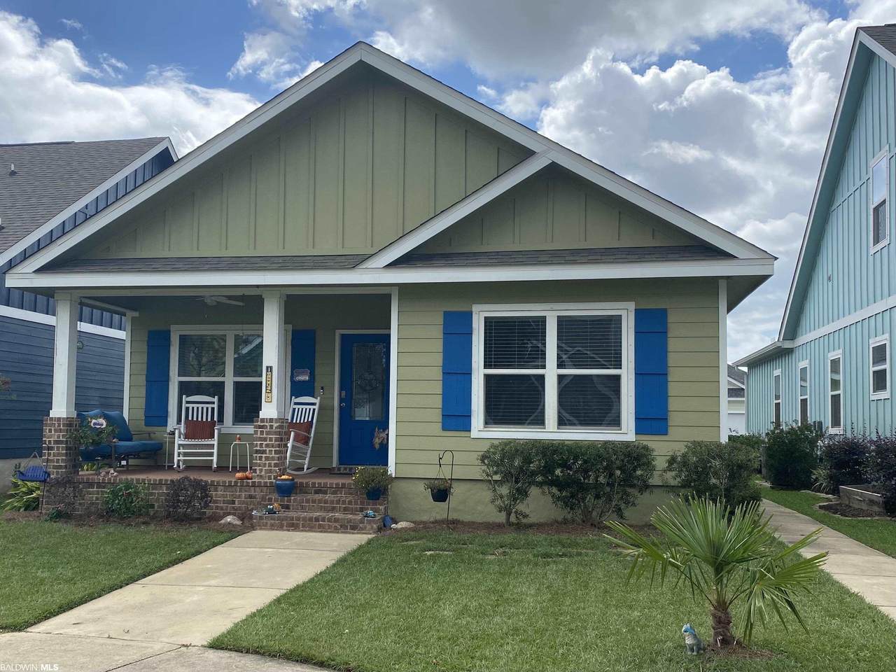 1237 Primrose Lane - Photo 1