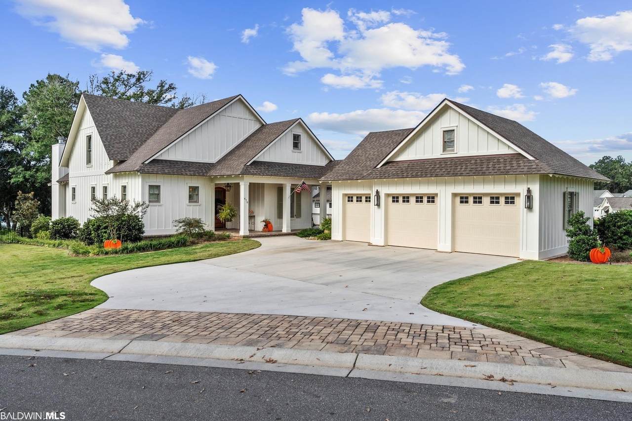 478 Colony Drive - Photo 1
