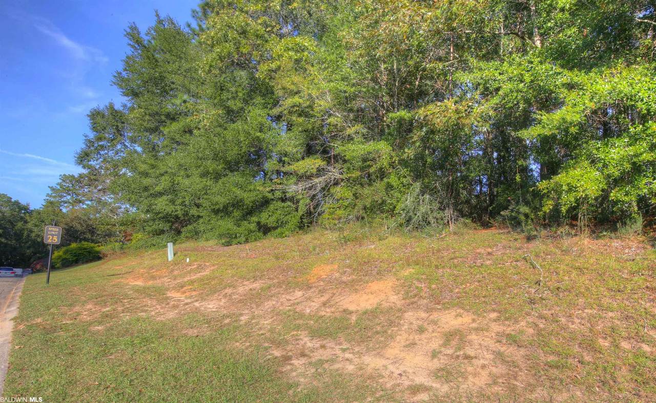 110 Clubhouse Drive - Photo 1