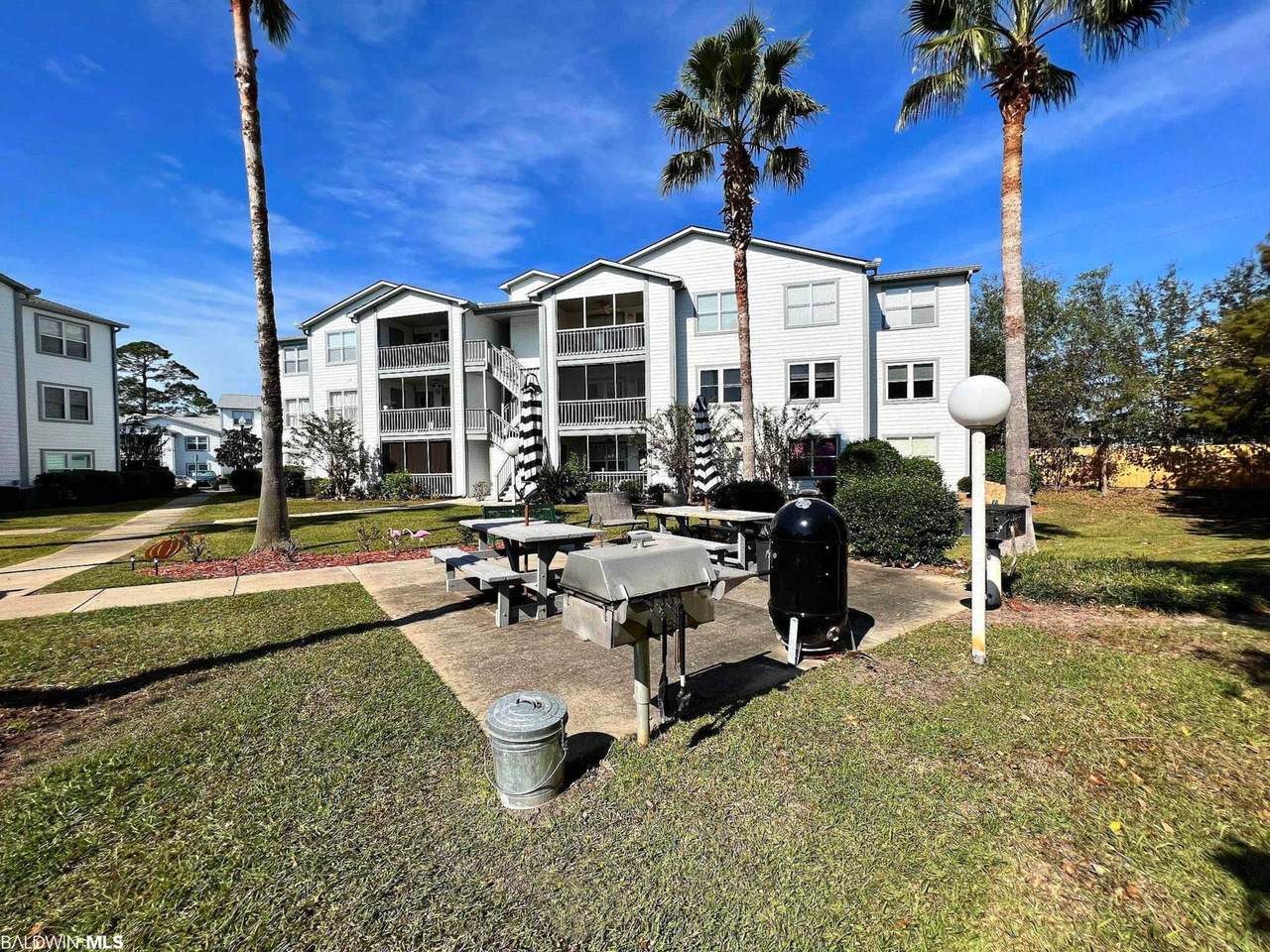 2200 2nd Street - Photo 1