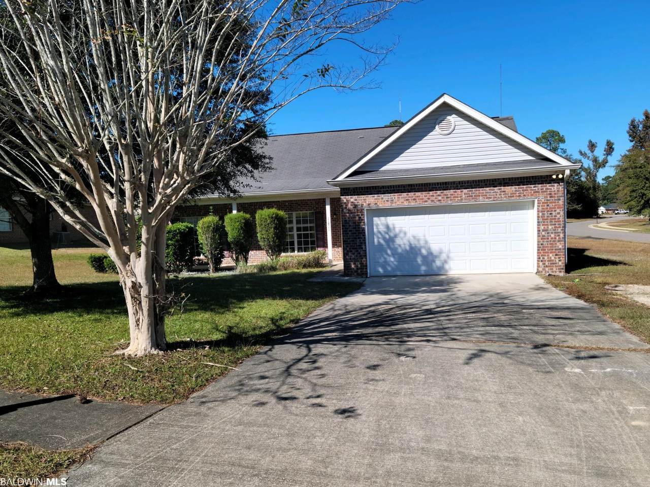 11811 Alder Drive - Photo 1