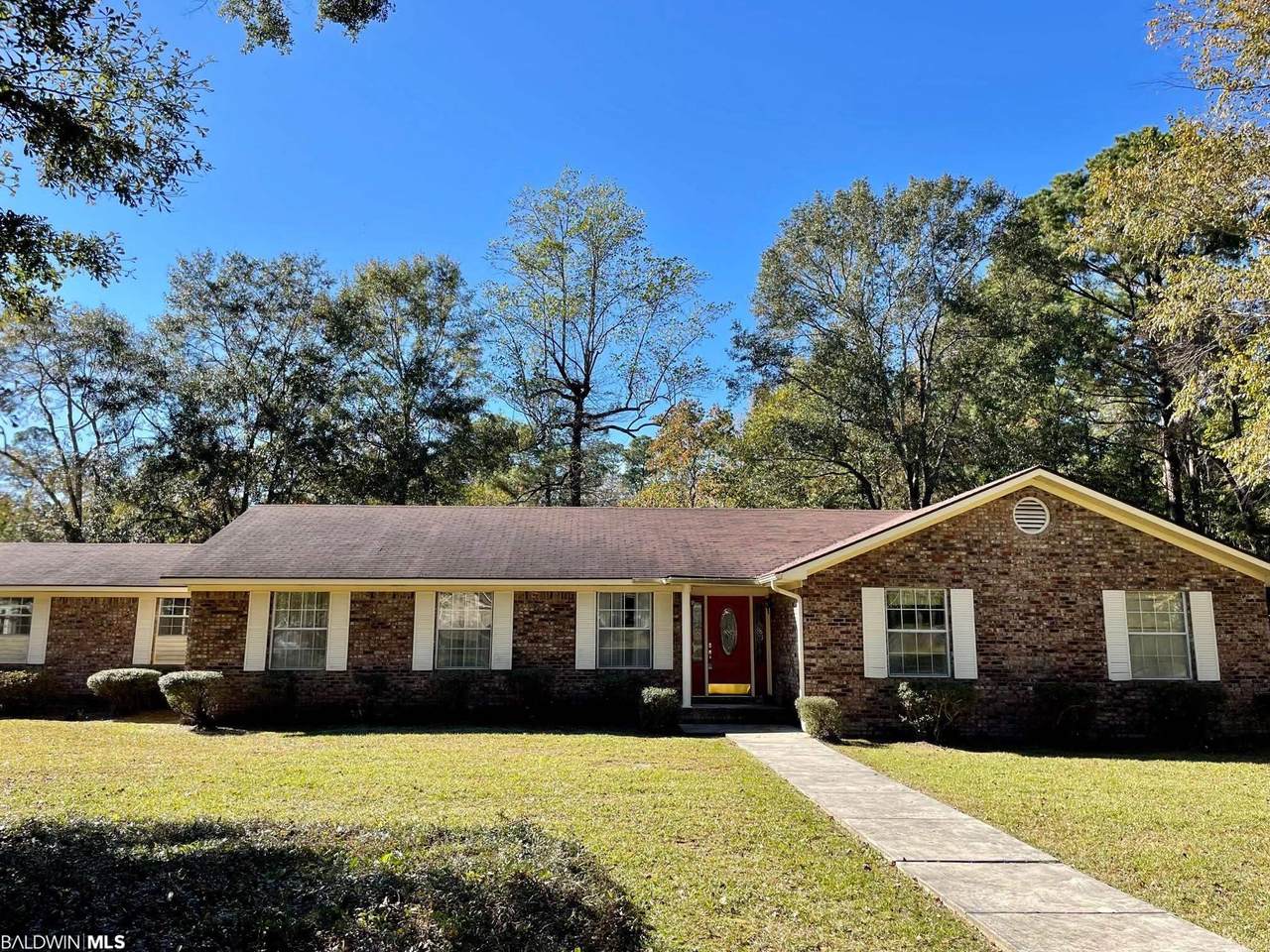 101 Magnolia Avenue - Photo 1