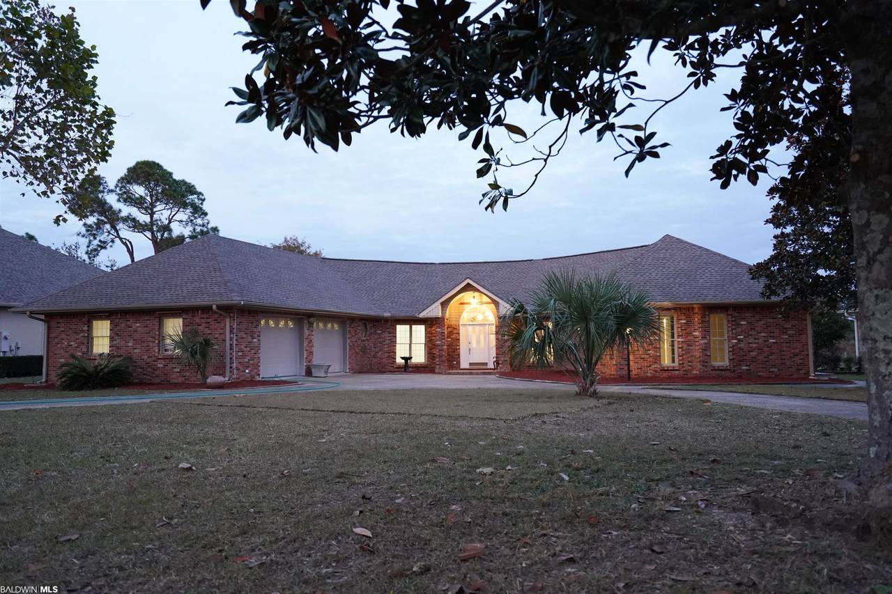 9190 Lakeview Drive - Photo 1
