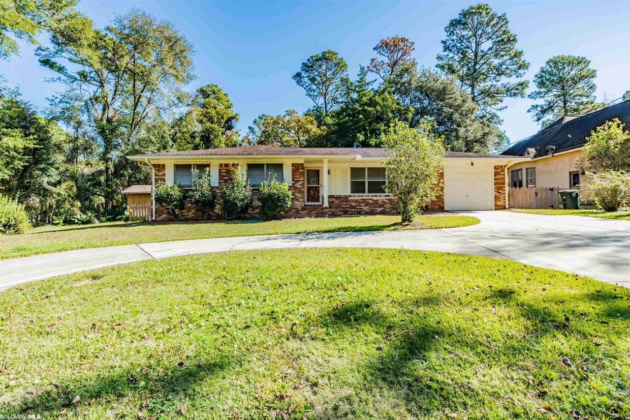 406 Ingleside Street - Photo 1