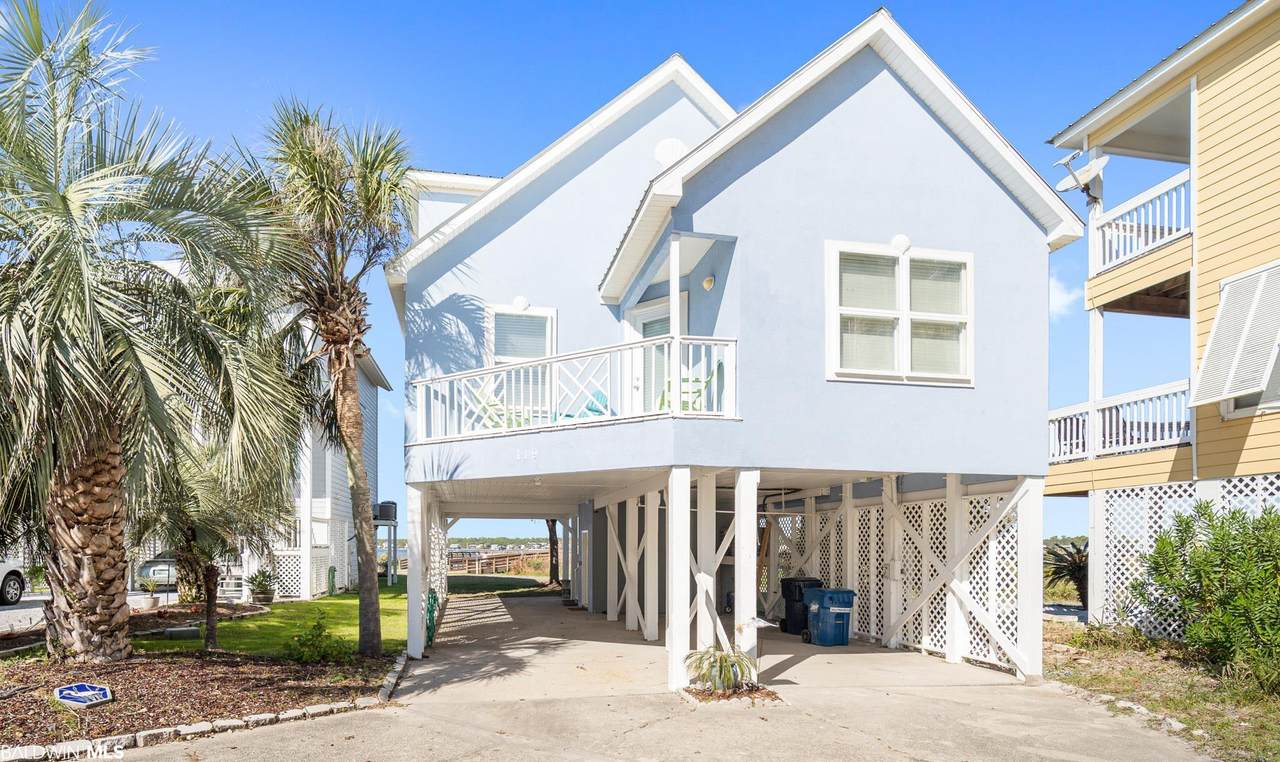 119 Blue Lagoon Drive - Photo 1