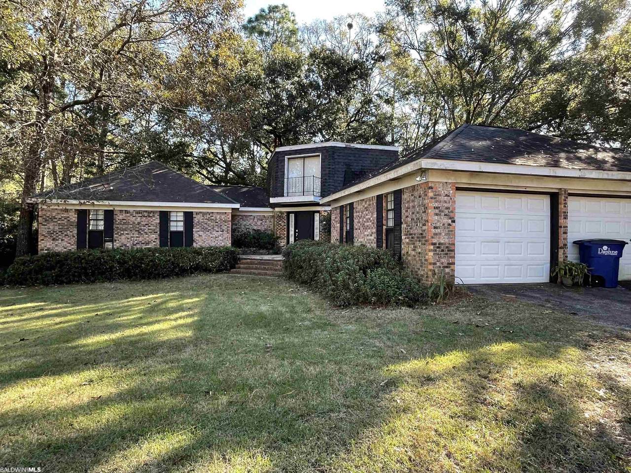 105 Wild Oak Drive - Photo 1
