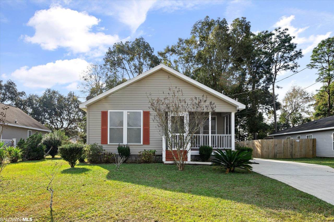 7921 Magnolia Crest Dr - Photo 1