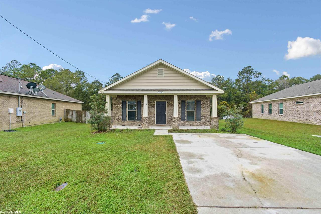 13754 Daniels Drive - Photo 1