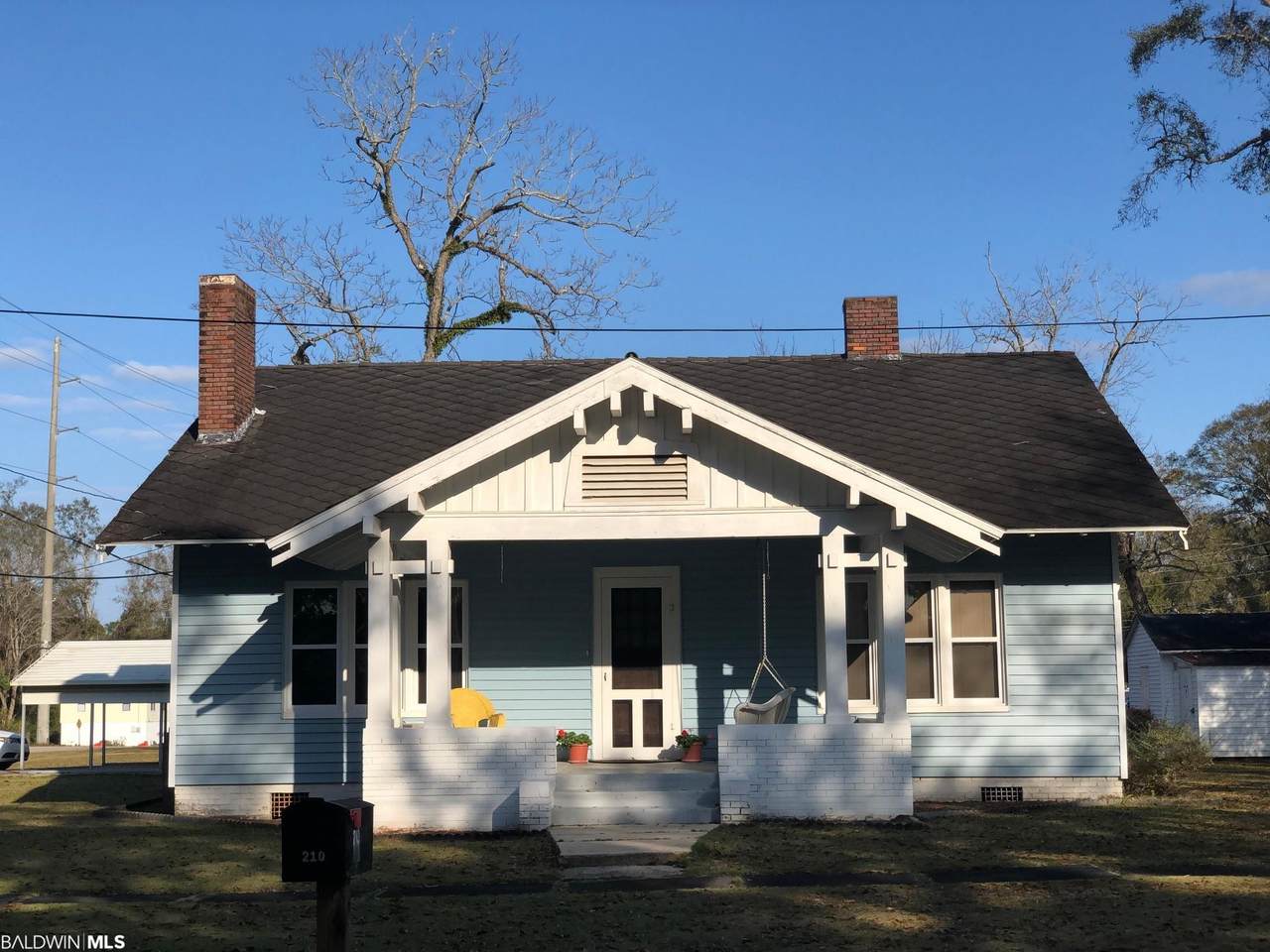 210 Blackburn Avenue - Photo 1