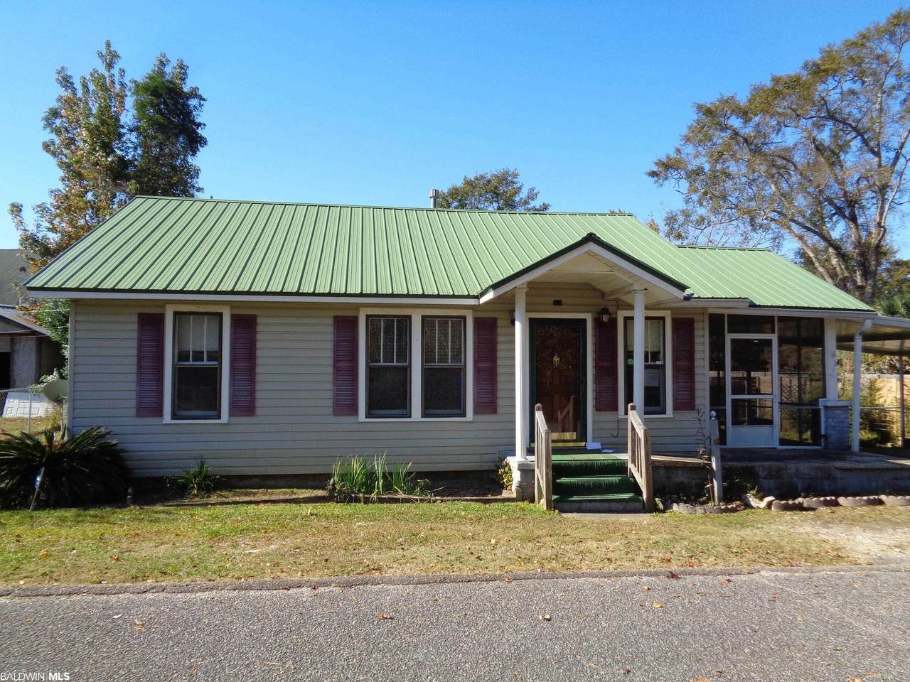 315 Mccurdy St - Photo 1