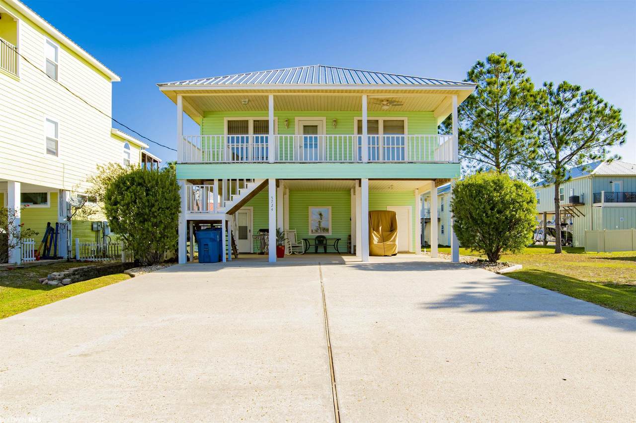 5724 Bayou St John Avenue - Photo 1