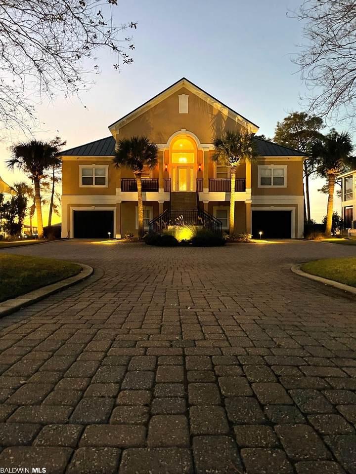 30537 Harbour Drive - Photo 1
