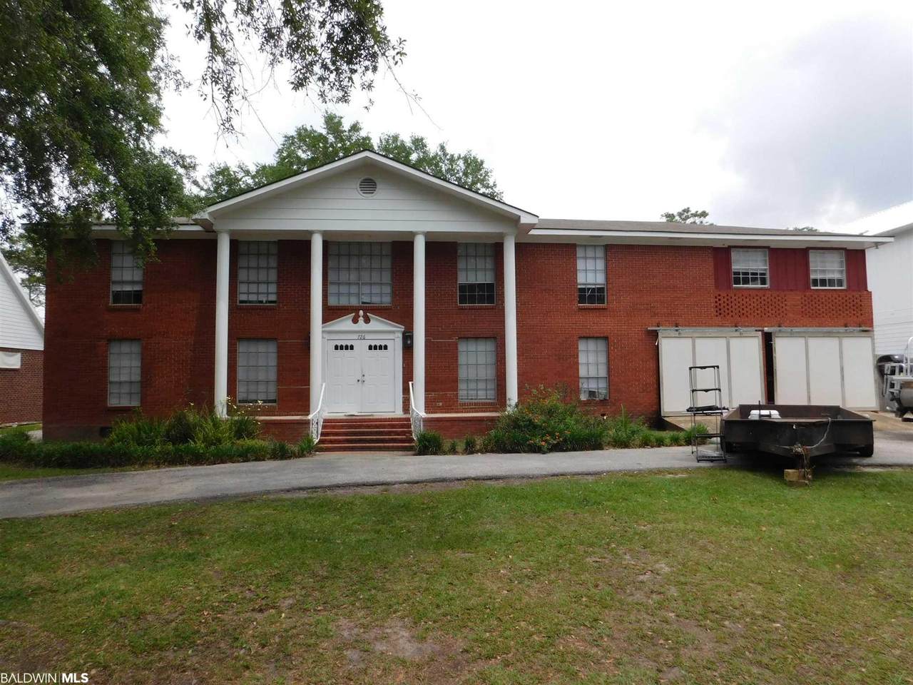 726 Canal Drive - Photo 1