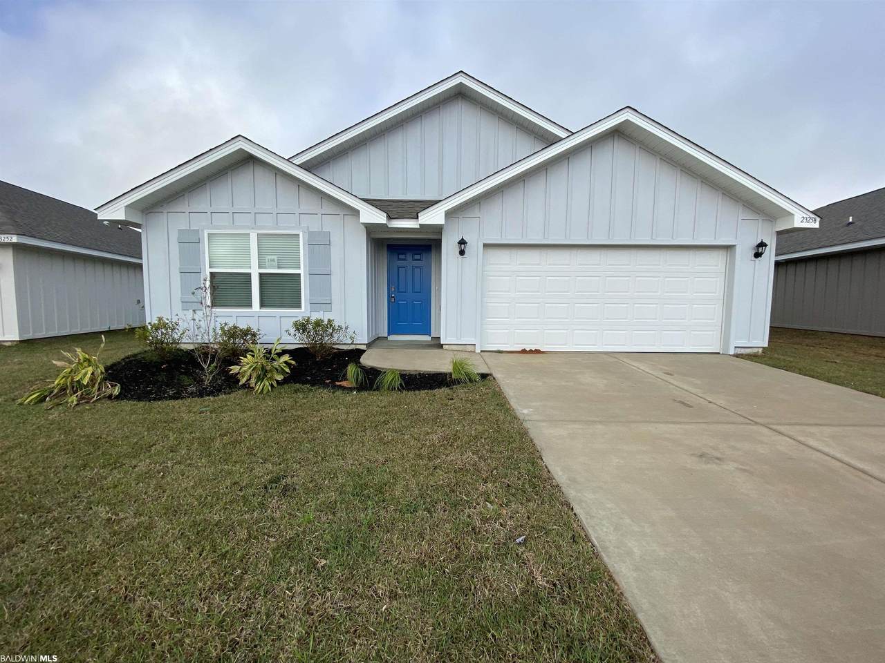 23258 Shadowridge Dr - Photo 1
