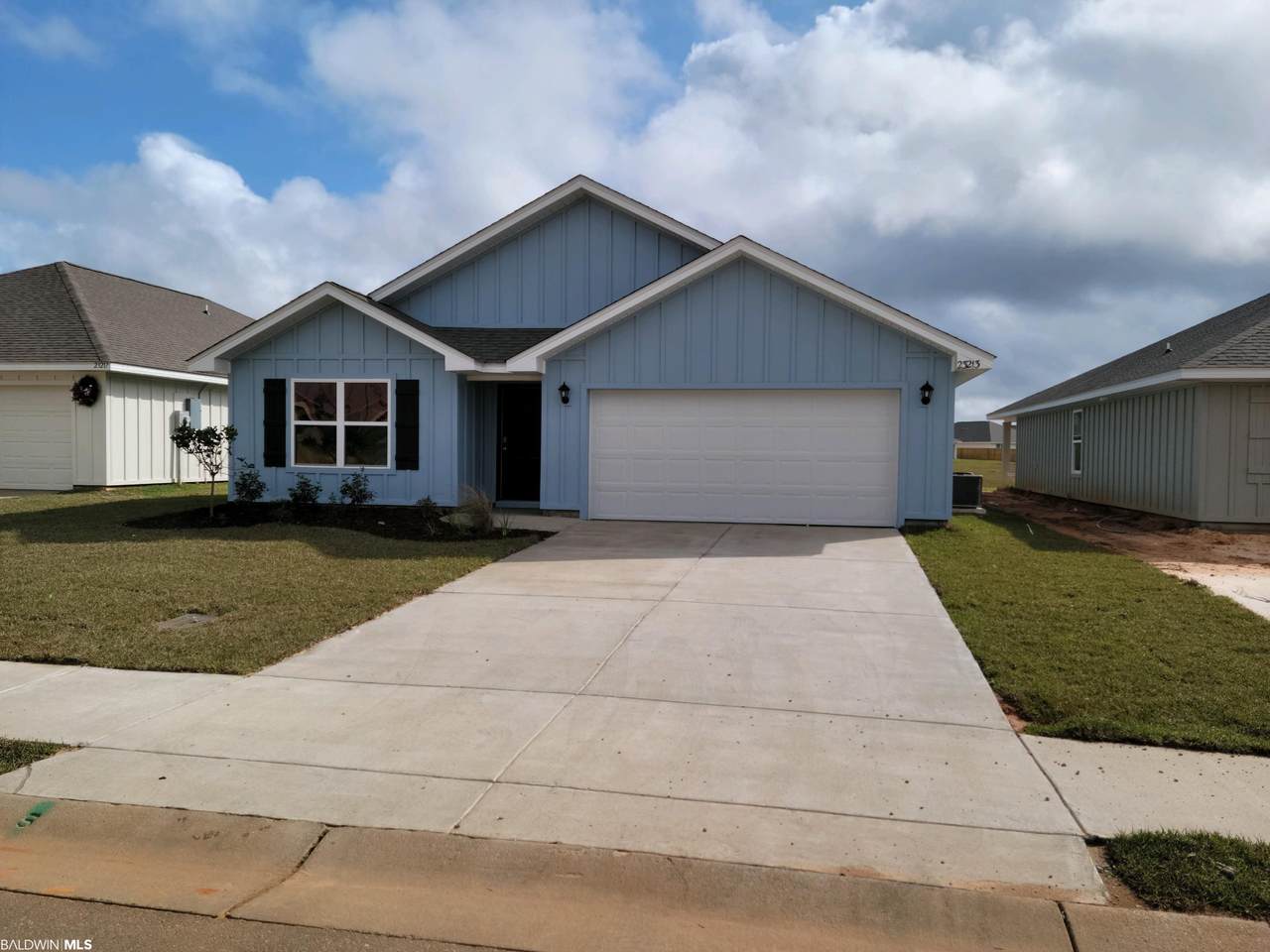 23213 Shadowridge Dr - Photo 1