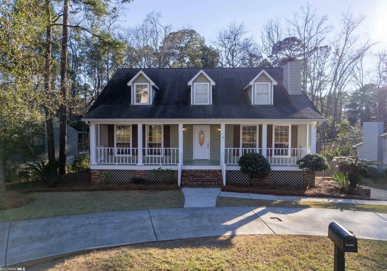342 Ridgewood Drive - Photo 1