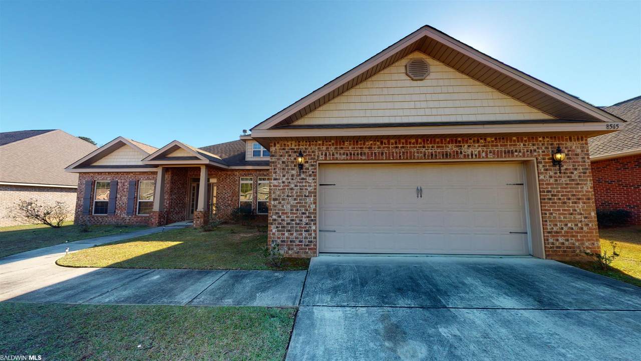 8565 Selby Phillips Drive - Photo 1