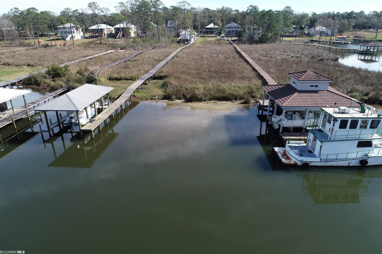 Bayside Dr - Photo 1