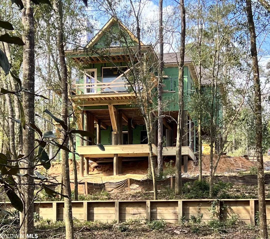 606 Pensacola Avenue - Photo 1