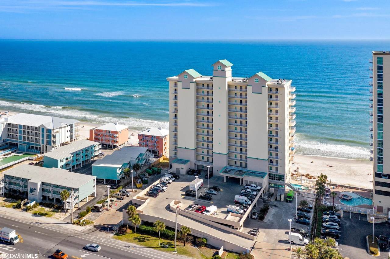 921 Beach Blvd - Photo 1