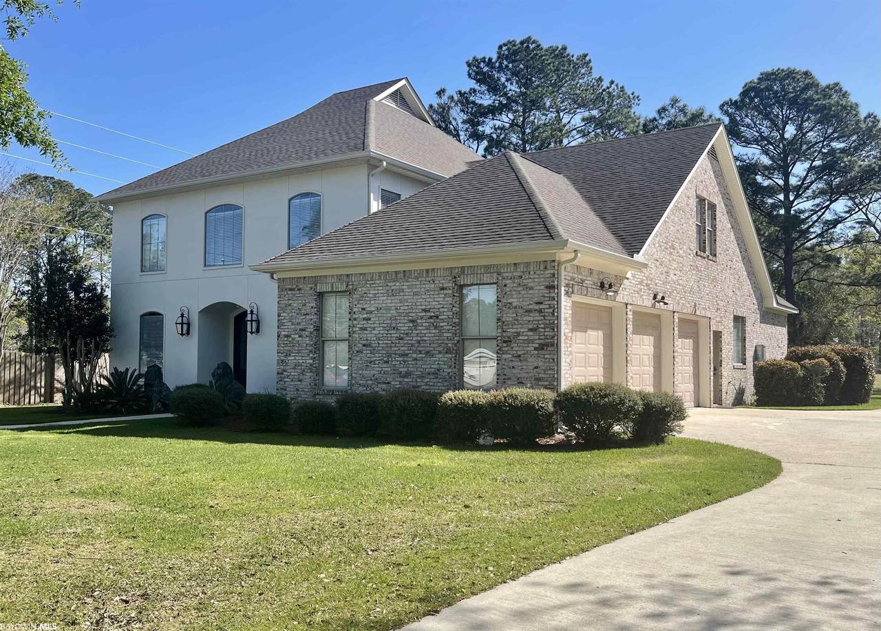 8987 Timbercreek Blvd - Photo 1