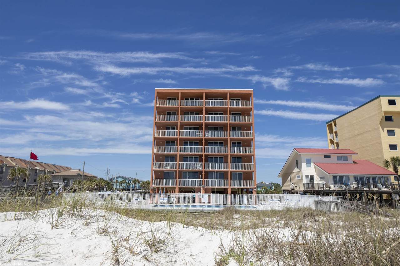 633 Beach Blvd - Photo 1