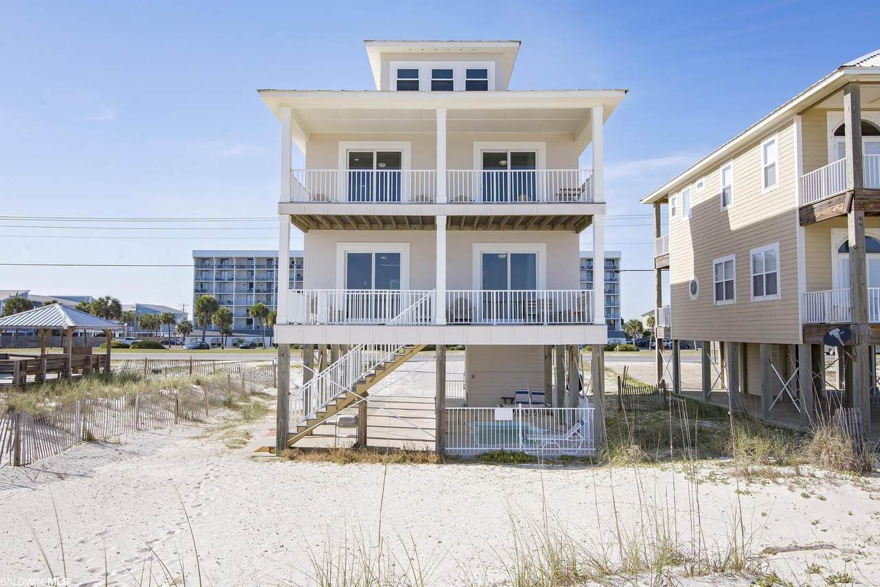 1833 Beach Blvd - Photo 1