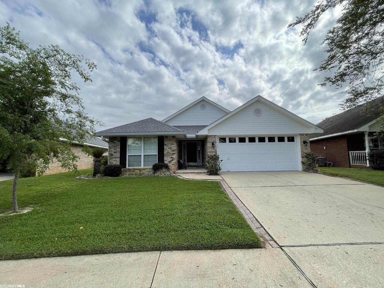 112 Kemper Lane - Photo 1